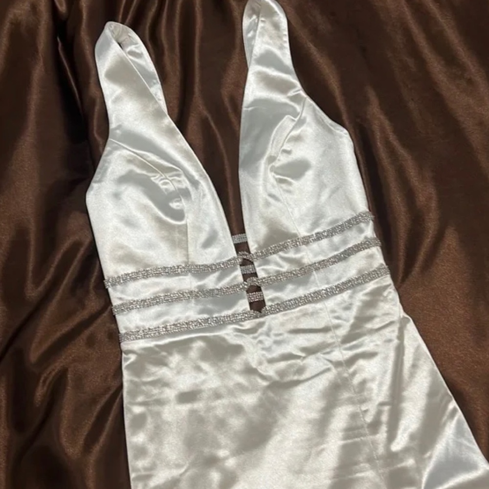 Brand New Meshki White Evening Gown